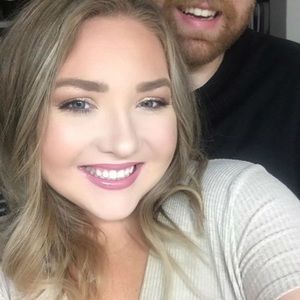 Meet your Posher, Lindsey